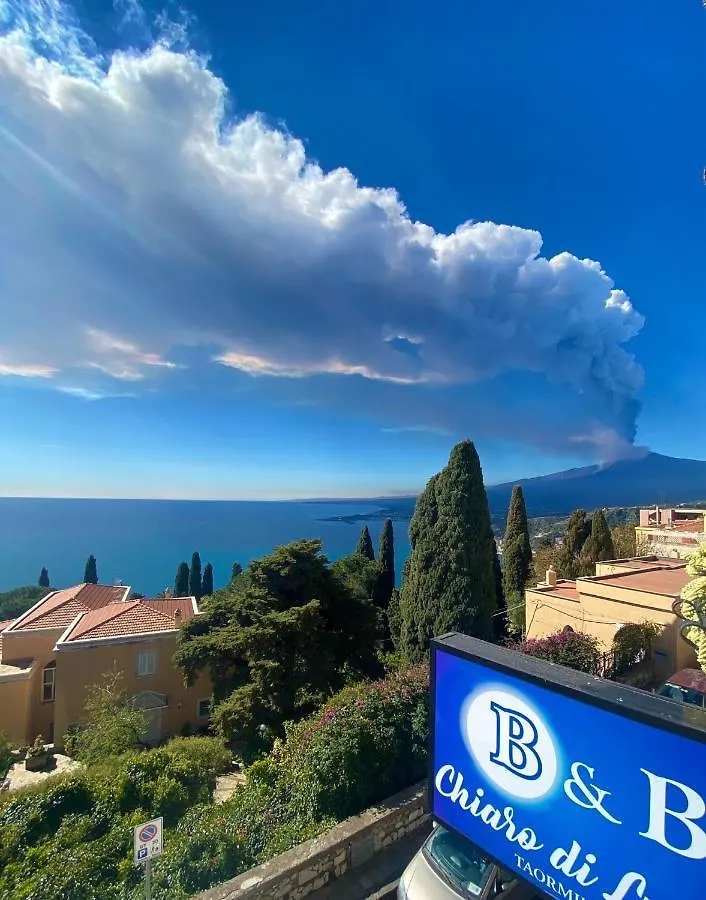 Chiaro Di Luna Taormina Itálie