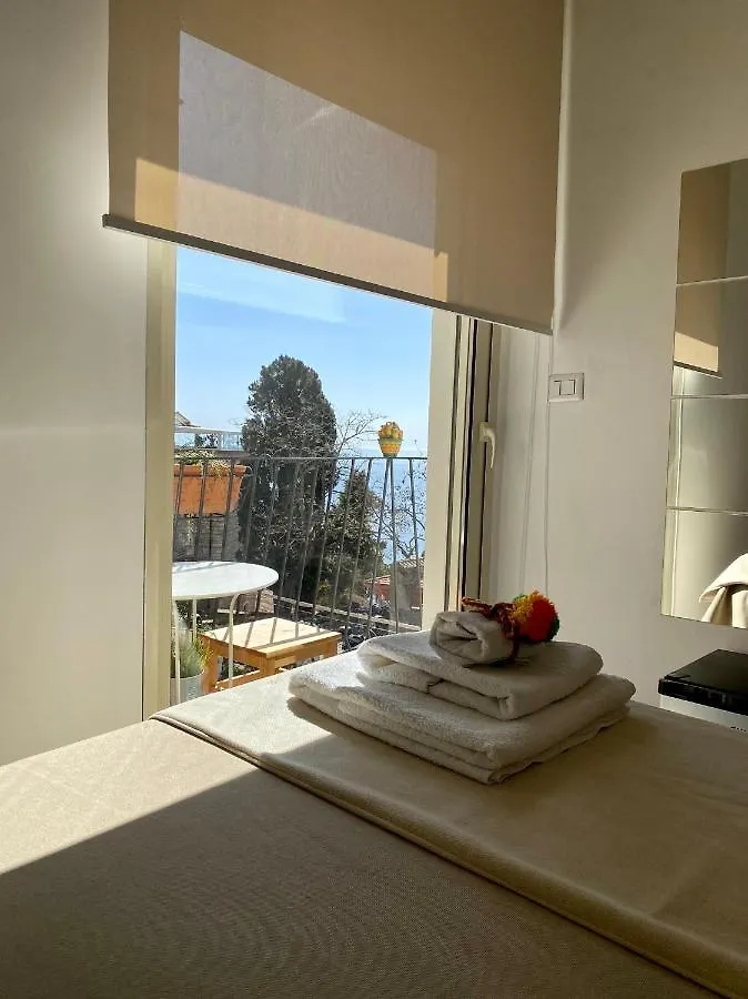 Bed & Breakfast Chiaro Di Luna Taormina